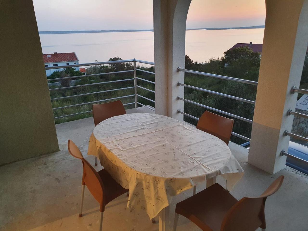 Apartment Misic Rtina Buitenkant foto